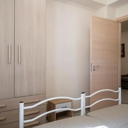 La Casa Del Gelsomino Tra Noto E Mare Apartment *