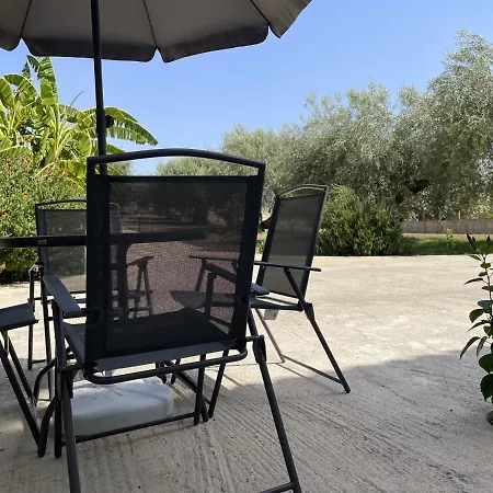 La Casa Del Gelsomino Tra Noto E Mare Apartment *